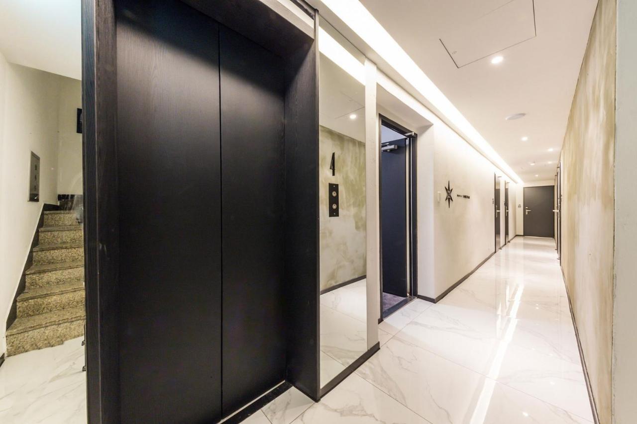 Forestar Hotel Sinchon Seoul Exterior foto