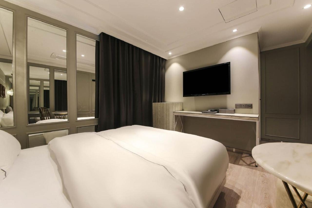 Forestar Hotel Sinchon Seoul Exterior foto